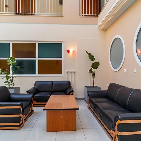 Atrium Aparthotel *