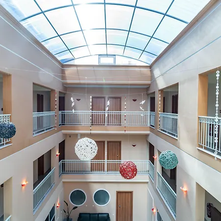 Atrium Лептокария