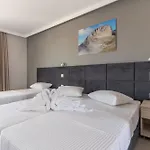 Atrium Aparthotel 3*
