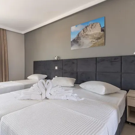 Atrium Aparthotel 3*