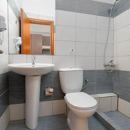 Atrium Aparthotel 3*