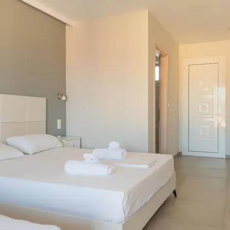 Atrium 3*