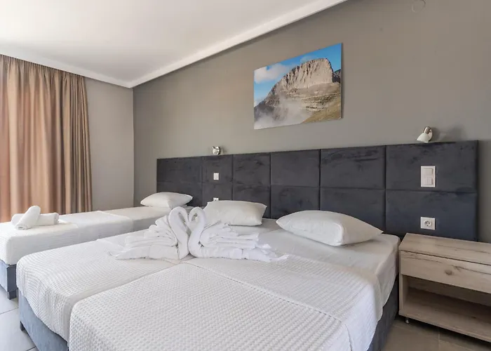 Atrium Aparthotel 3*